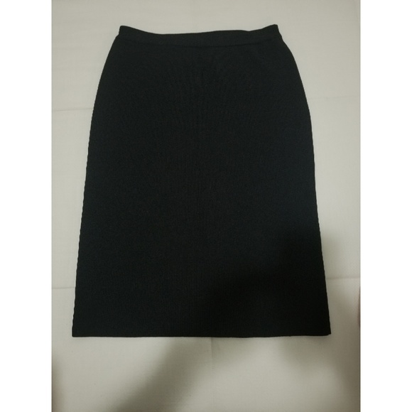 GDL Skirt - Picture 1 of 3